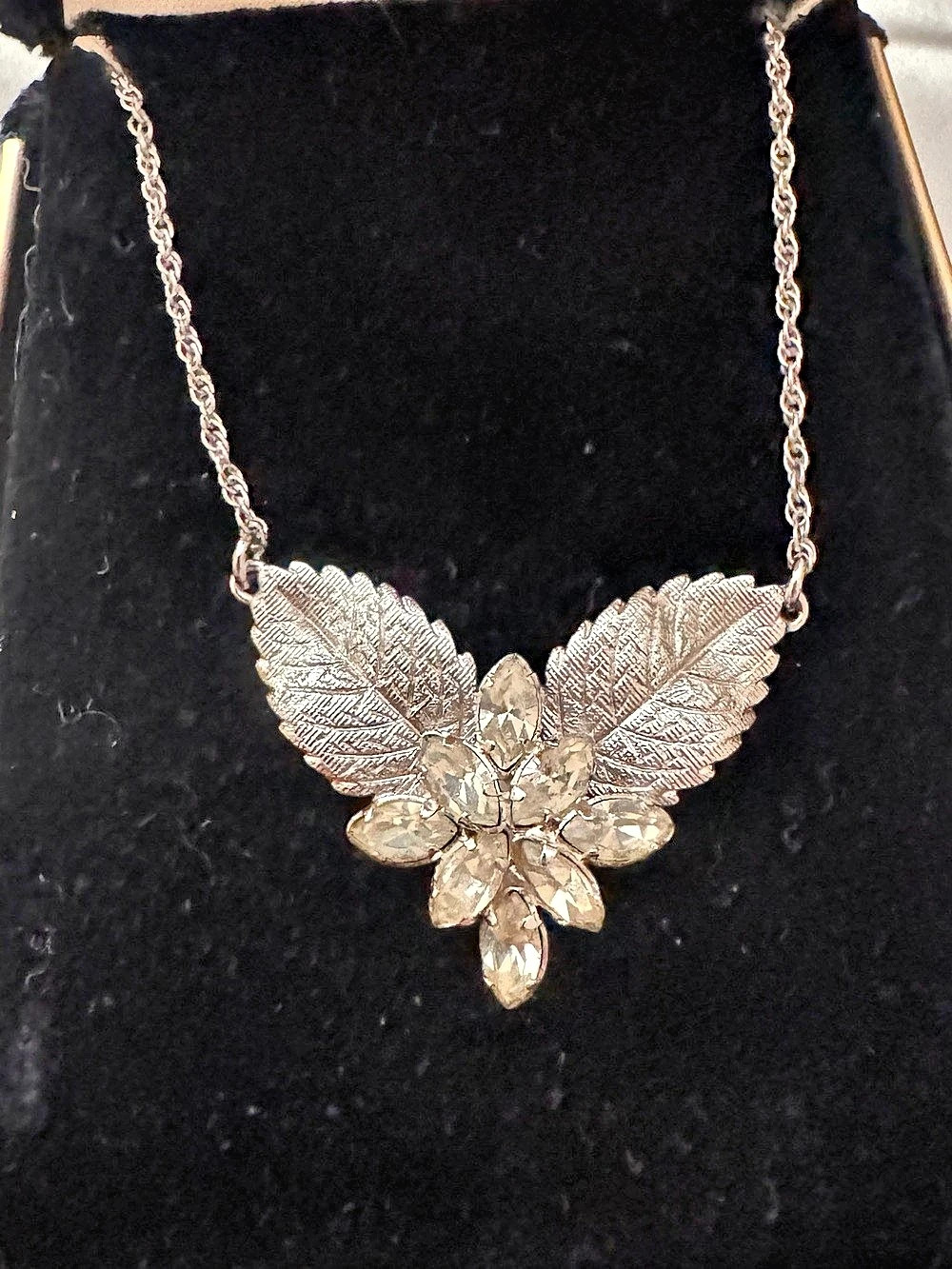Vintage Star Art 925 sterling Silver Wing Pendant Necklace Like New